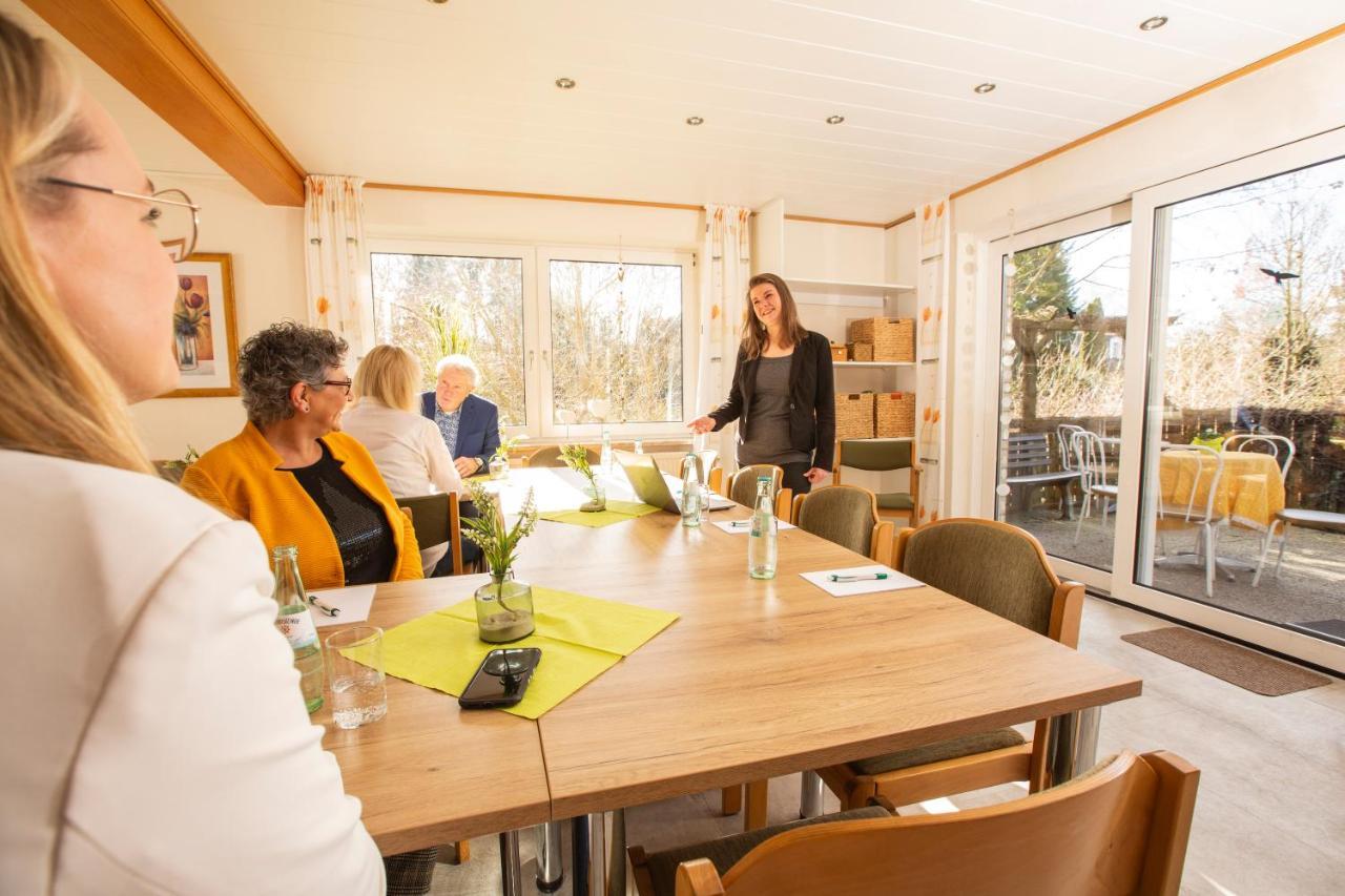 Hotel-Pension Haus Holtdirk ลิพพ์ชตัดท์ ภายนอก รูปภาพ