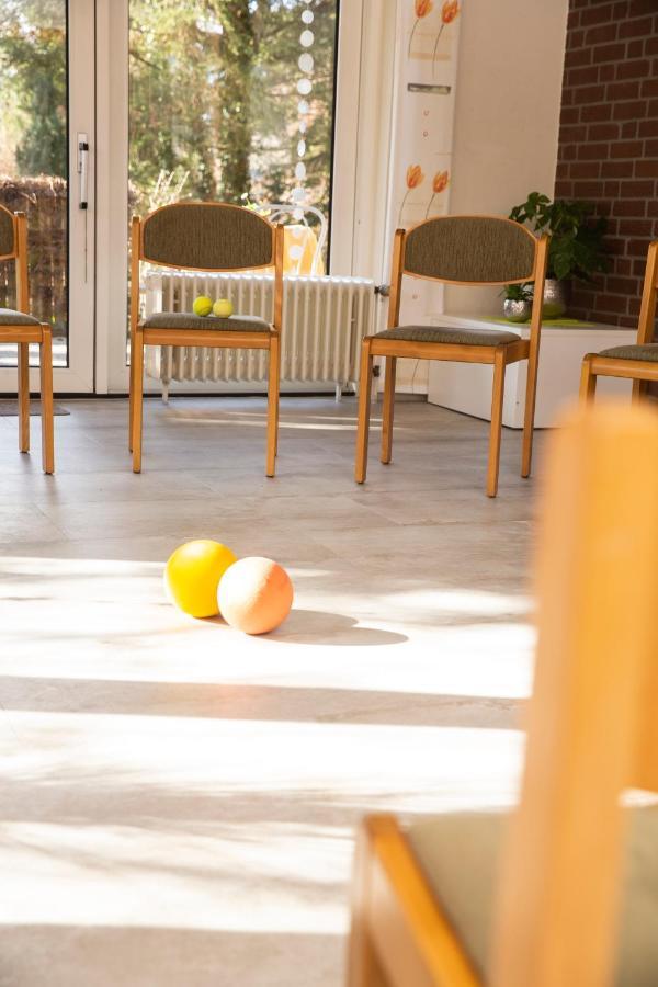 Hotel-Pension Haus Holtdirk ลิพพ์ชตัดท์ ภายนอก รูปภาพ
