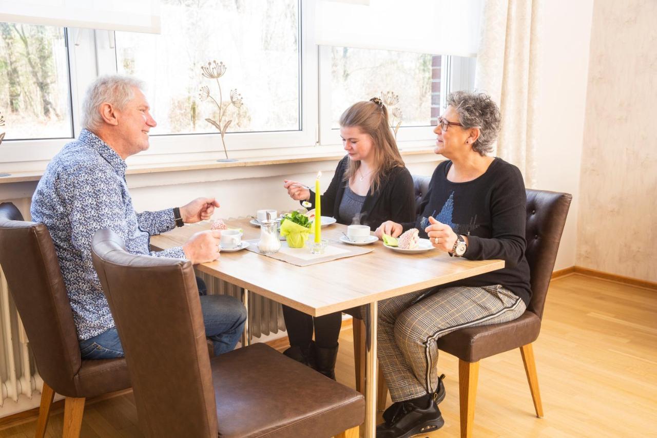 Hotel-Pension Haus Holtdirk ลิพพ์ชตัดท์ ภายนอก รูปภาพ